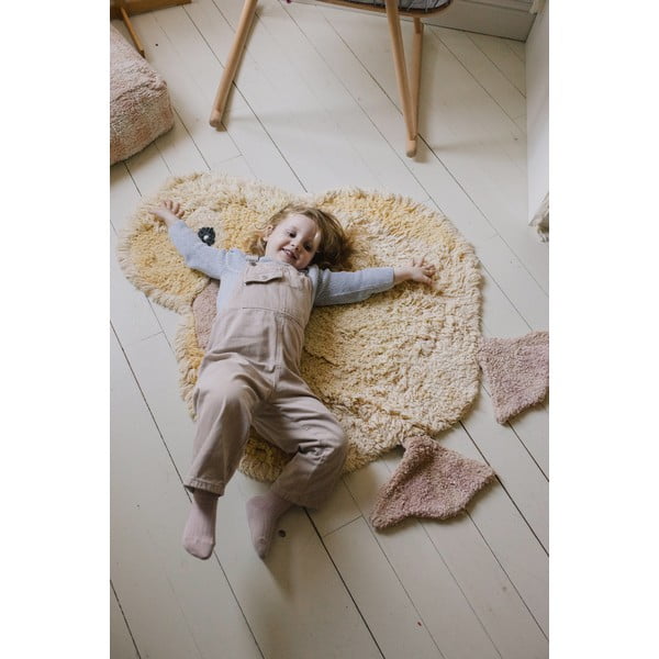 Gelber, waschbarer, handgewebter Baumwoll-Kinderteppich, 95 x 120 cm Ducky - Lorena Canals-image-4