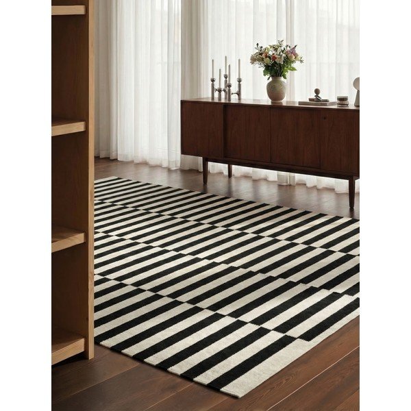 Schwarz-weißer, beidseitig handgewebter Wollteppich, 200 × 300 cm Vika - Hanse Home-image-1