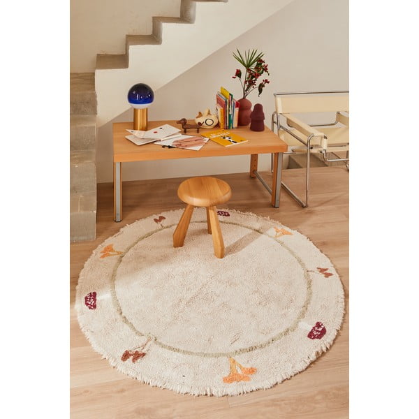 Beiger, waschbarer, handgewebter Baumwoll-Kinderteppich, Ø 140 cm Chanterelle - Lorena Canals-image-4