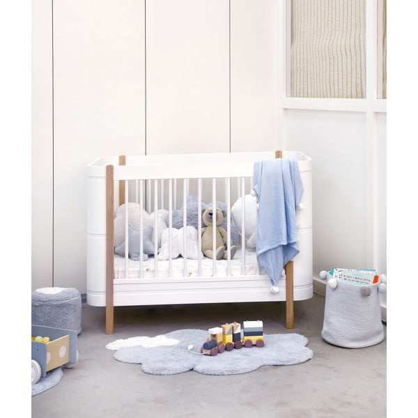 Hellblauer, waschbarer, handgewebter Baumwoll-Kinderteppich, 70 x 100 cm Mini Dream - Lorena Canals-image-1