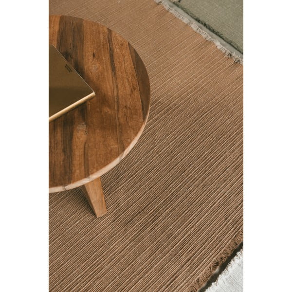 Ockergelber, handgewebter Baumwollteppich, 140 × 200 cm Handloom - Lorena Canals-image-4