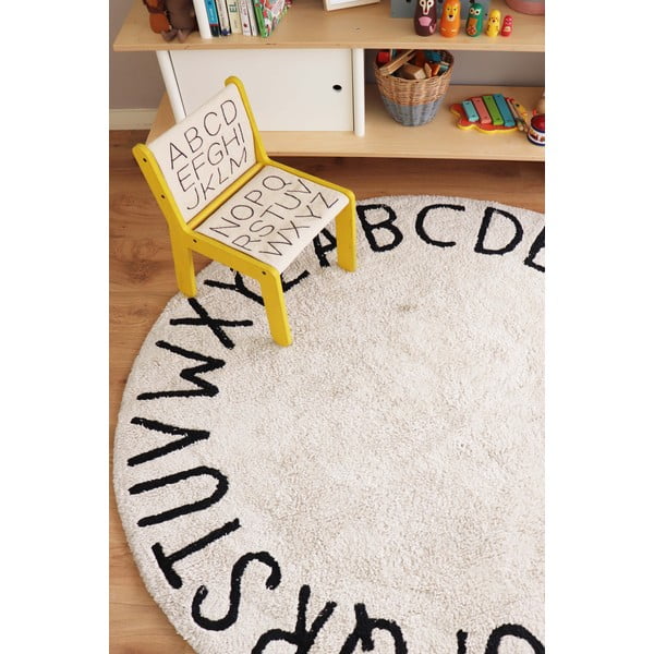 Cremefarbener, waschbarer, handgewebter Baumwoll-Kinderteppich, Ø 150 cm ABC Natural Black - Lorena Canals-image-4