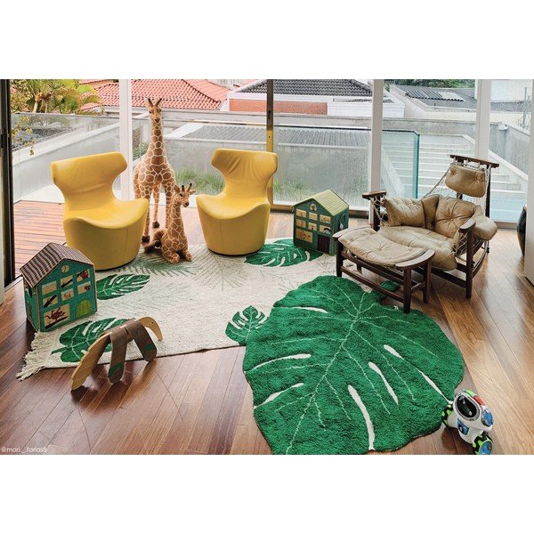 Dunkelgrüner, waschbarer, handgewebter Baumwoll-Kinderteppich, 120 x 180 cm Monstera Leaf - Lorena Canals-image-4